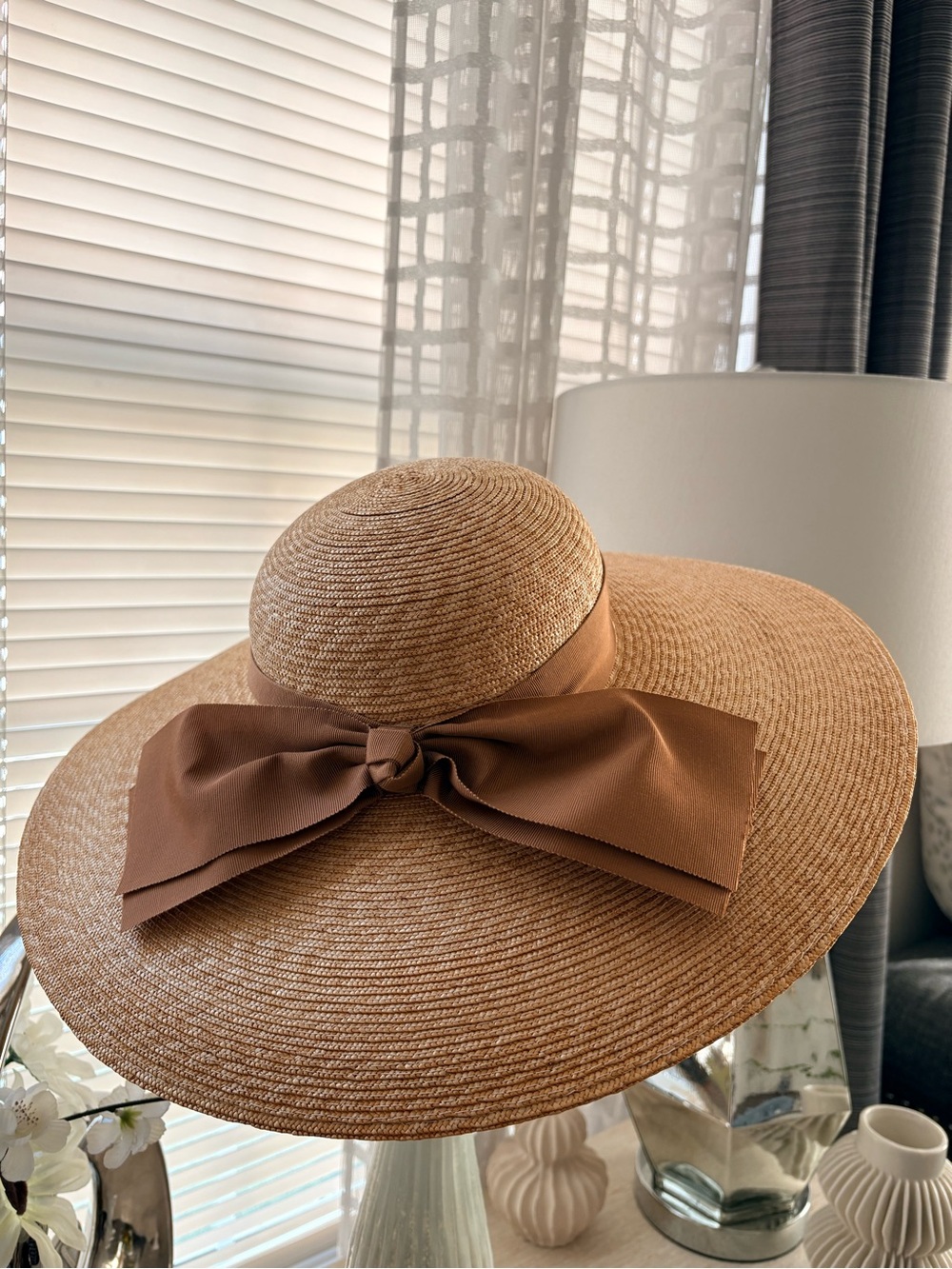 VTG Ruth Alan Designs Straw Bow Statement Hat